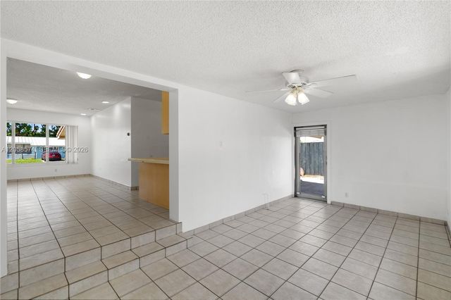 661 W 50th Place, Hialeah, FL 33012