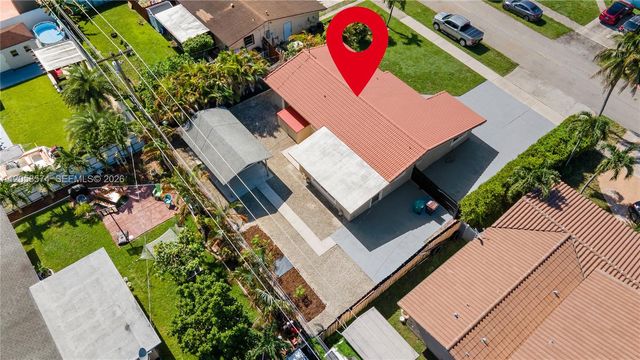 661 W 50th Place, Hialeah, FL 33012