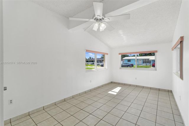 661 W 50th Place, Hialeah, FL 33012