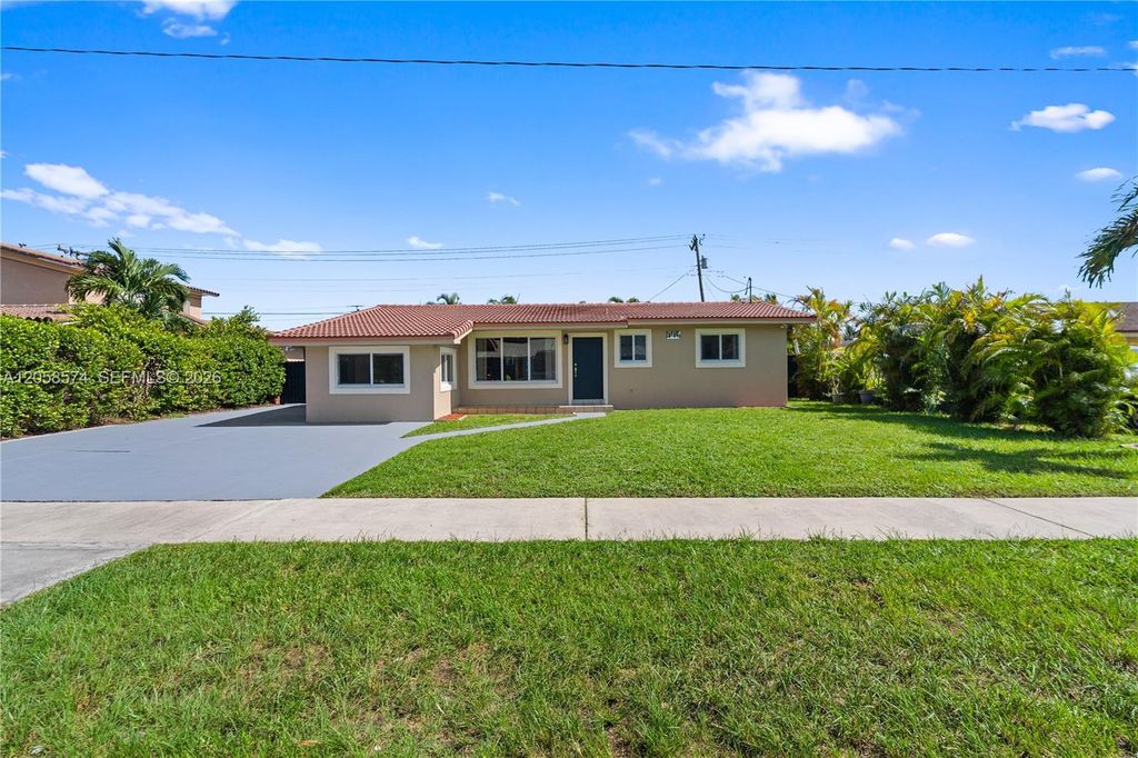 661 W 50th Place, Hialeah, FL 33012