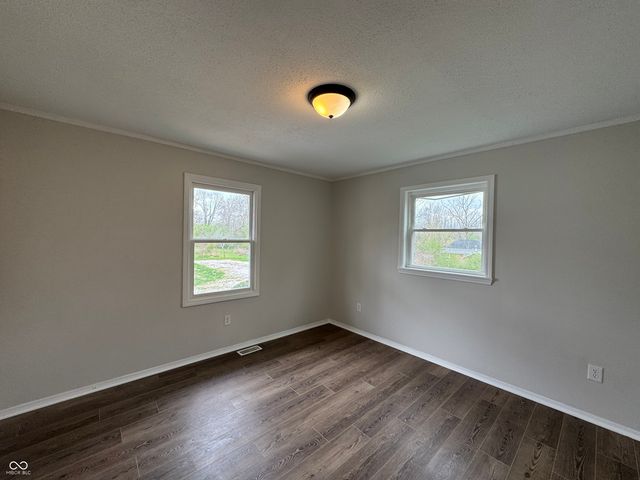 1523 W 8th Street, Bloomington, IN 47404