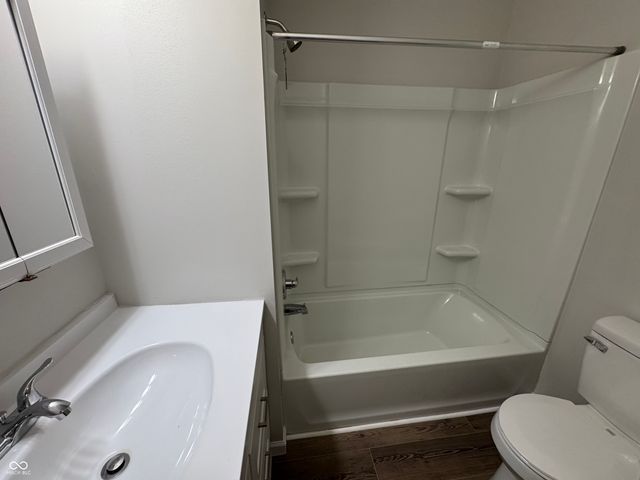 1523 W 8th Street, Bloomington, IN 47404