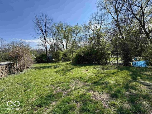 1523 W 8th Street, Bloomington, IN 47404