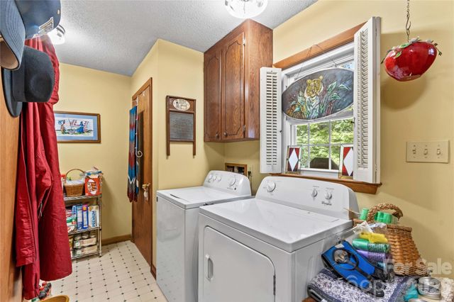 270 Lewis Ferry Road, Statesville, NC 28625