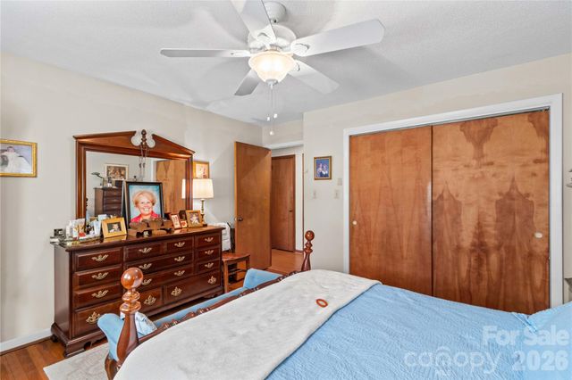 270 Lewis Ferry Road, Statesville, NC 28625