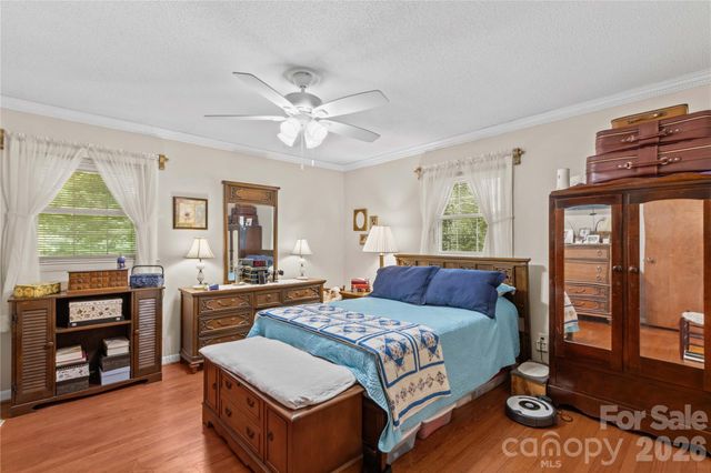 270 Lewis Ferry Road, Statesville, NC 28625