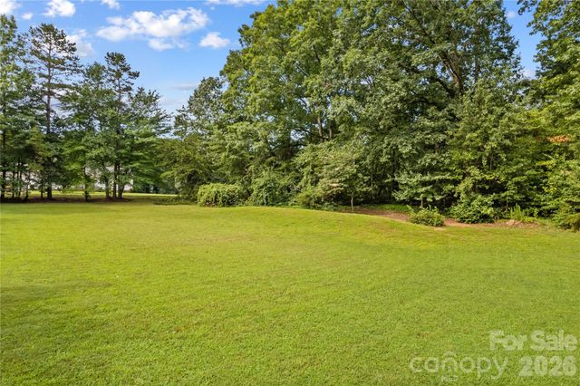 270 Lewis Ferry Road, Statesville, NC 28625