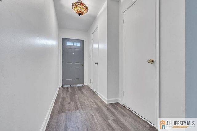 26 Tiger Lilly Court, Sayreville, NJ 08872