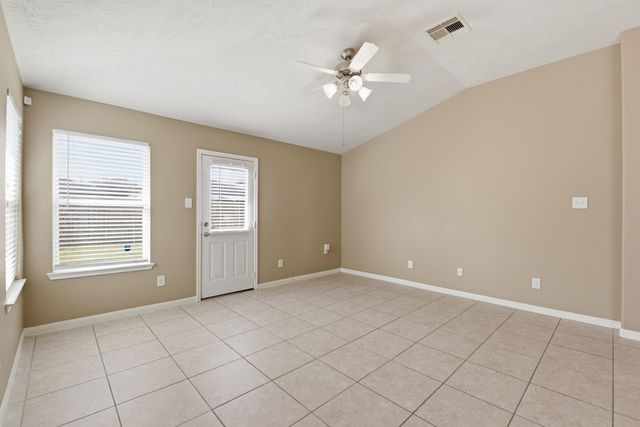 1502 Stonehedge Bend Drive, Houston, TX 77073