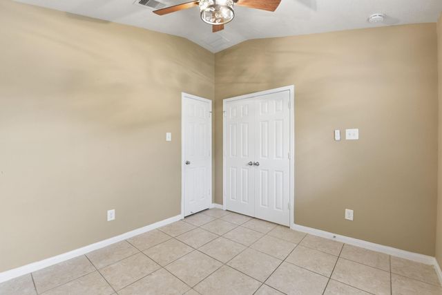 1502 Stonehedge Bend Drive, Houston, TX 77073