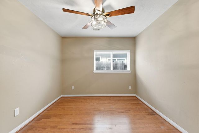 1502 Stonehedge Bend Drive, Houston, TX 77073