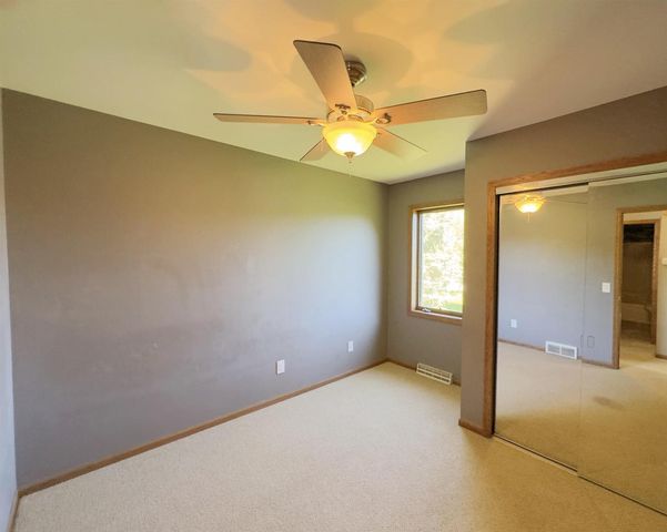 756 Willow Run Street, Cottage Grove, WI 53527