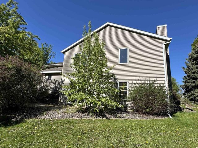 756 Willow Run Street, Cottage Grove, WI 53527