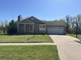 756 Willow Run Street, Cottage Grove, WI 53527