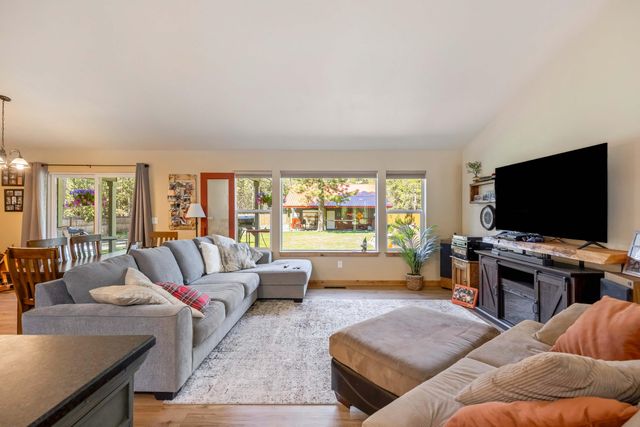 17440 Gull Drive, Bend, OR 97707