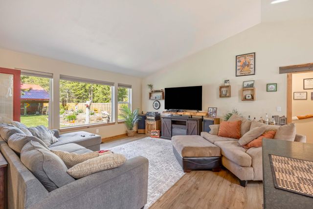 17440 Gull Drive, Bend, OR 97707