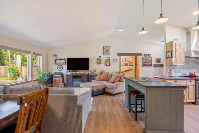 17440 Gull Drive, Bend, OR 97707