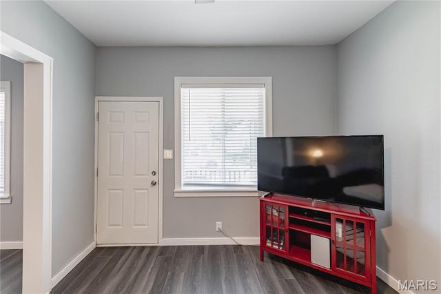4916 Blow Street, St Louis, MO 63109