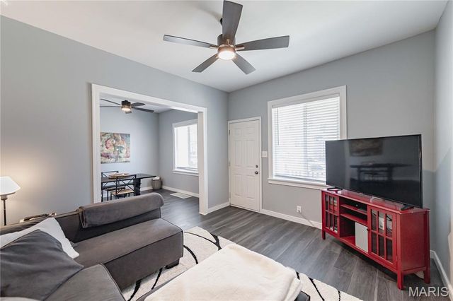 4916 Blow Street, St Louis, MO 63109