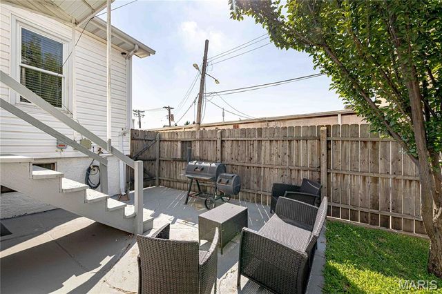 4916 Blow Street, St Louis, MO 63109