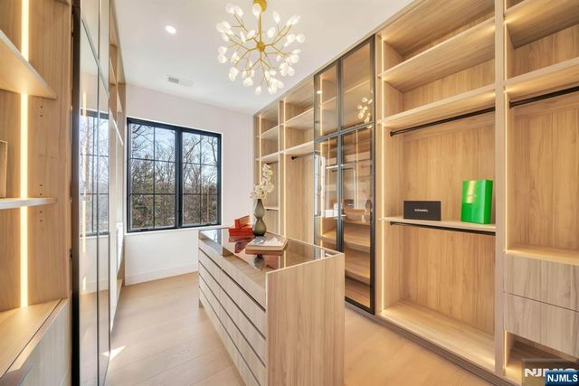 28 Ellens Way, Alpine, NJ 07620