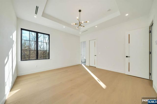 28 Ellens Way, Alpine, NJ 07620