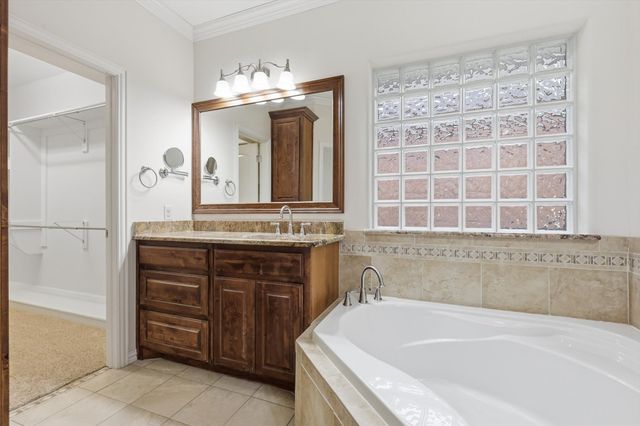 4436 Lakeside Drive, The Colony, TX 75056