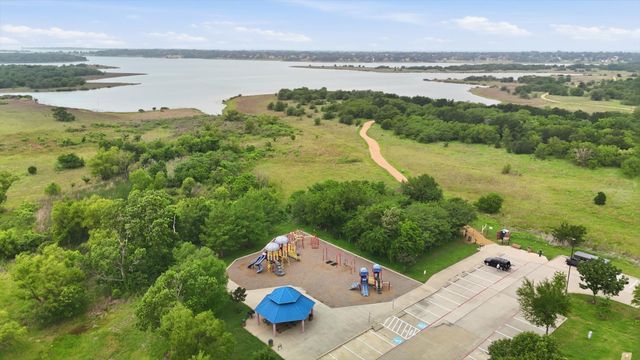 4436 Lakeside Drive, The Colony, TX 75056