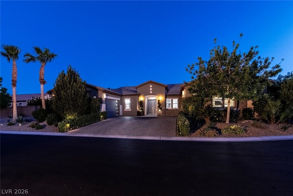325 Greyjoy Street, Las Vegas, NV 89183 — photo 2