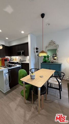 5079 Cedar Avenue, Long Beach, CA 90805