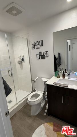 5079 Cedar Avenue, Long Beach, CA 90805