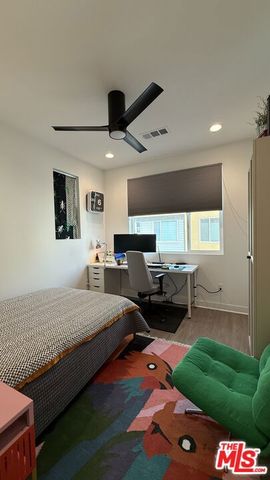 5079 Cedar Avenue, Long Beach, CA 90805