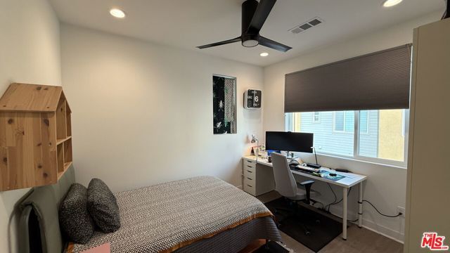 5079 Cedar Avenue, Long Beach, CA 90805