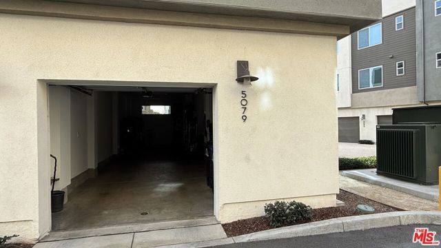 5079 Cedar Avenue, Long Beach, CA 90805