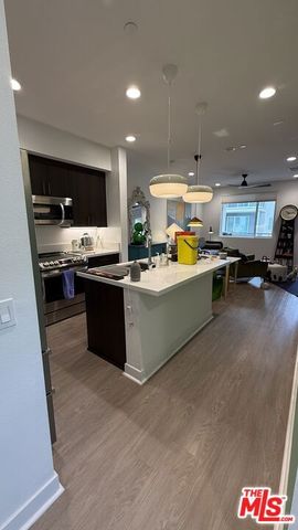 5079 Cedar Avenue, Long Beach, CA 90805
