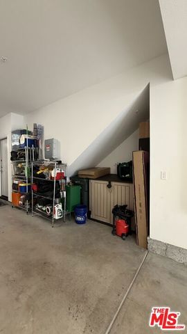 5079 Cedar Avenue, Long Beach, CA 90805