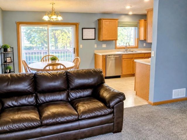 7130 Jorgensen Lane S, Cottage Grove, MN 55016