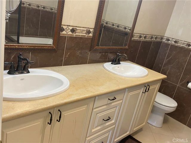 600 E Magnolia Boulevard 202, Burbank, CA 91501