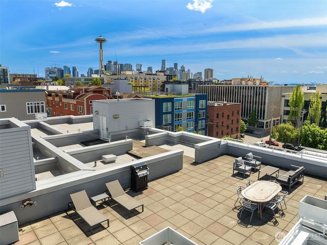 520 2nd Avenue W #406, Seattle, WA 98119
