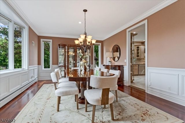 31 Forest Hills Way, Cedar Grove Twp., NJ 07009