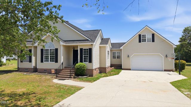 405 Hearthstone Drive, Nashville, NC 27856
