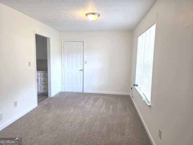 5779 North Castlegate Road B, College Park, GA 30349