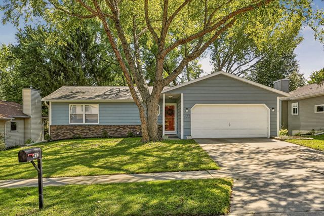 422 Chalet Drive NW, Rochester, MN 55901