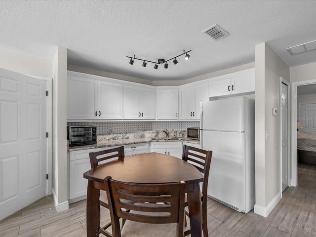 4411 W OKLAHOMA AVENUE, Tampa, FL 33616