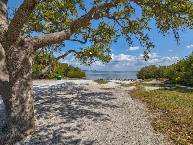 4411 W OKLAHOMA AVENUE, Tampa, FL 33616