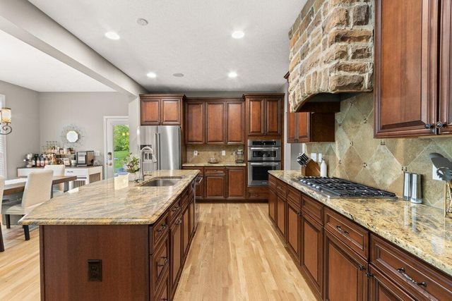 8901 Creighton Drive, Powell, OH 43065