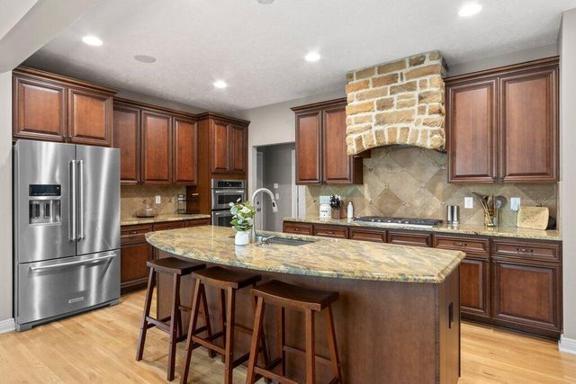 8901 Creighton Drive, Powell, OH 43065