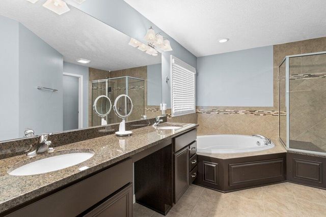 8901 Creighton Drive, Powell, OH 43065