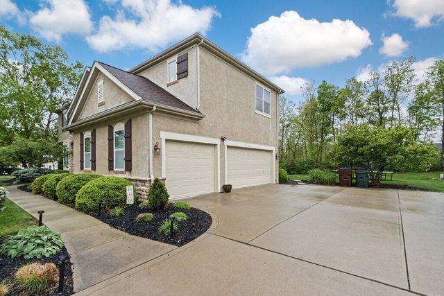 8901 Creighton Drive, Powell, OH 43065