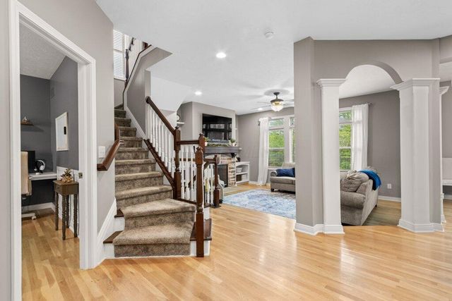 8901 Creighton Drive, Powell, OH 43065